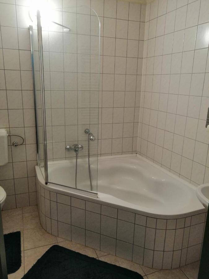 Kisfaludy Vendeghaz -Suemeg- Buitenkant foto