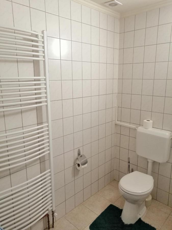 Kisfaludy Vendeghaz -Suemeg- Buitenkant foto